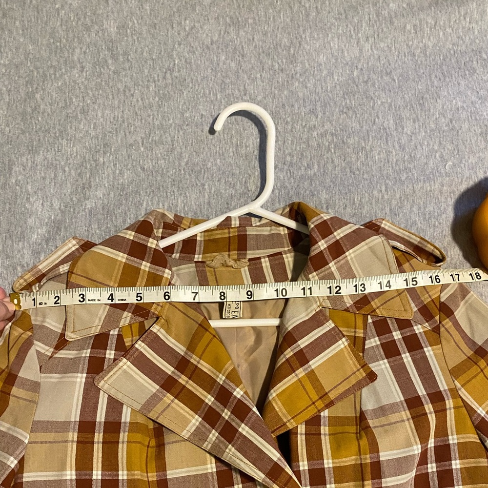 Timeless Trench coat Vintage 1970’ish Preppy  jacket Rare/distinctive buttons - Picture 12 of 13